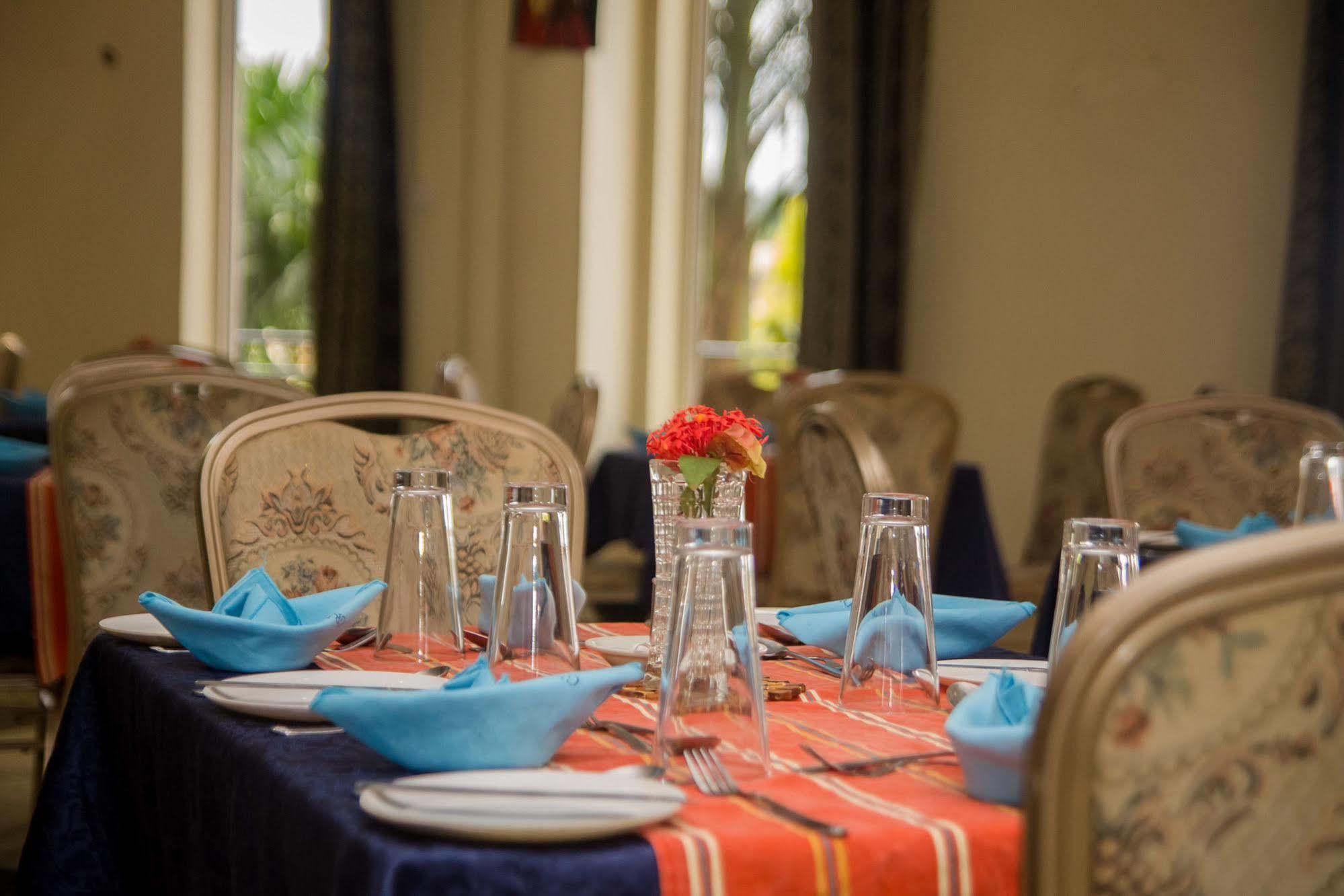 Grand Global Hotel Kampala Eksteriør bilde