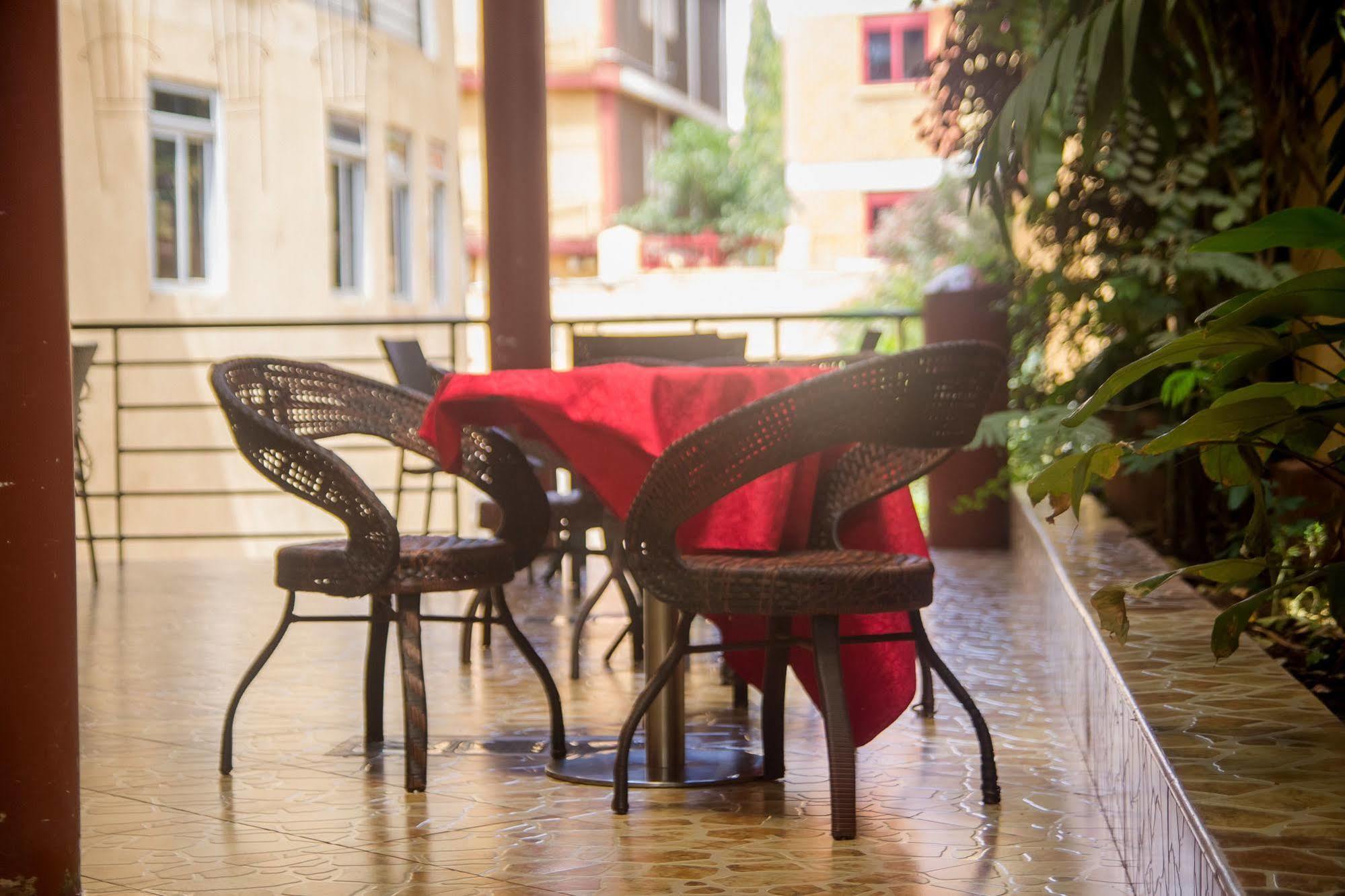 Grand Global Hotel Kampala Eksteriør bilde